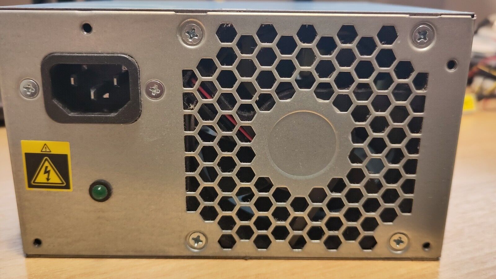 HP Proliant ML10 Gen9 Power Supply 300W // 835486-001 / 842936-001 (Used) // สินค้ารับประกัน โดย บริษัท อะไหล่เซิร์ฟเวอร์ จำกัด