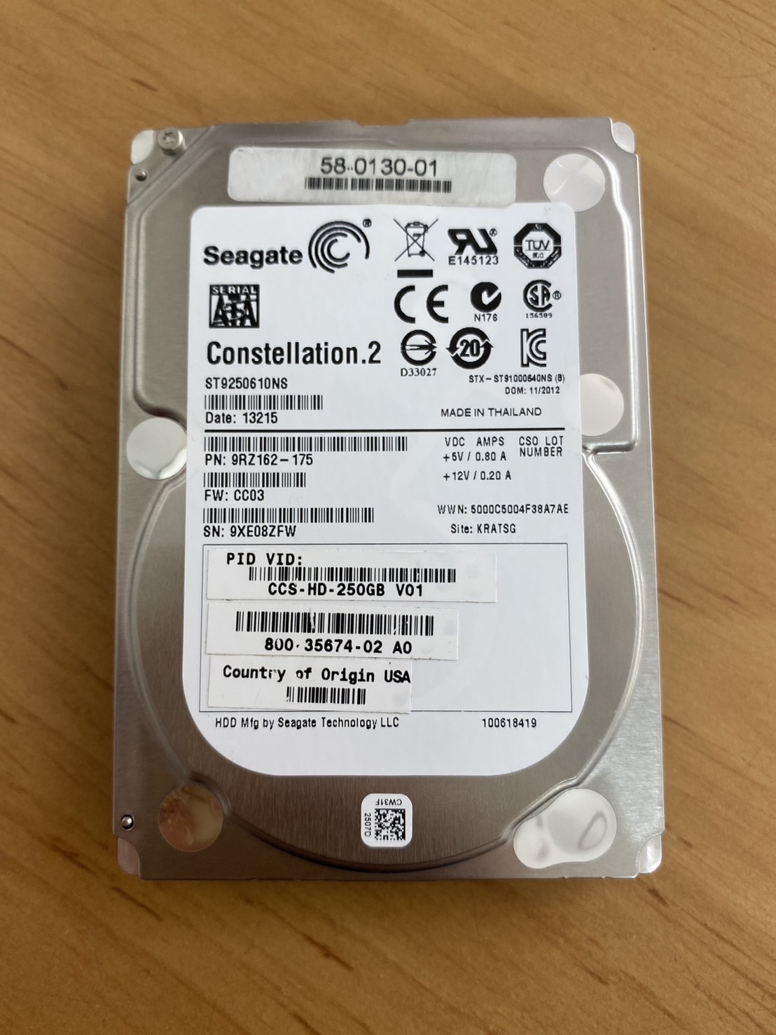 Seagate Constellation 250GB 7.2K 6G SATA 2.5" 64MB III Hard Drive // ST9250610NS / 9RZ162-175 (Used) // สินค้ารับประกัน โดย บริษัท อะไหล่เซิร์ฟเวอร์ จำกัด
