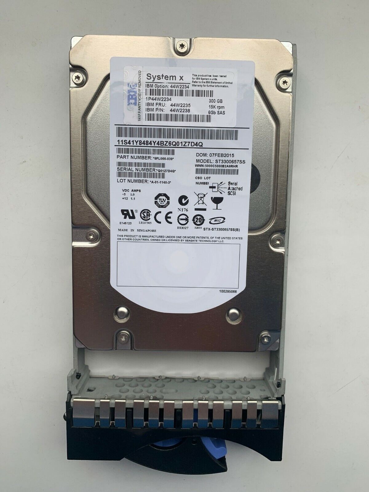 IBM 300GB 15K 6GBPS SAS 3.5" HS Hard Drive // 44W2235 / 44W2234 / 44W2238 (Used) // สินค้ารับประกัน โดย บริษัท อะไหล่เซิร์ฟเวอร์ จำกัด
