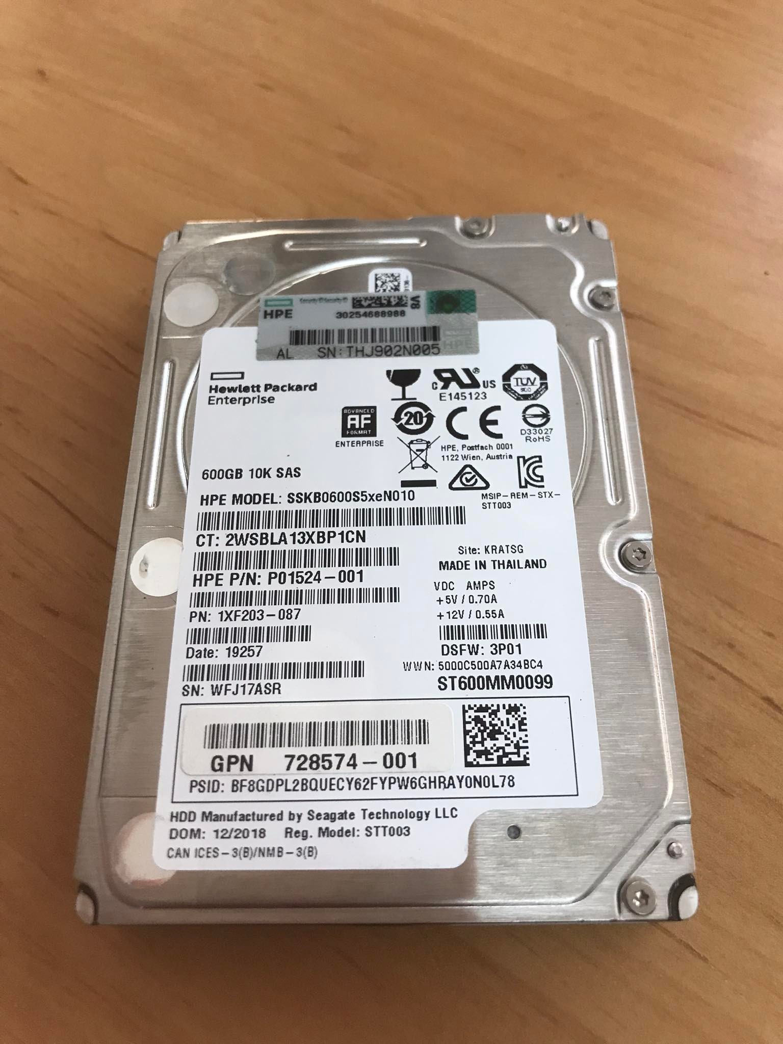 HP 600GB 10K 6G SAS 2.5'' HDD 3PAR No Tray // HDD P01524-001 / GPN 728574-001 / SSKB0600S5xeN010 / ST600MM0099 / 1XF203-087 (Used) // สินค้ารับประกัน โดย บริษัท อะไหล่เซิร์ฟเวอร์ จำกัด