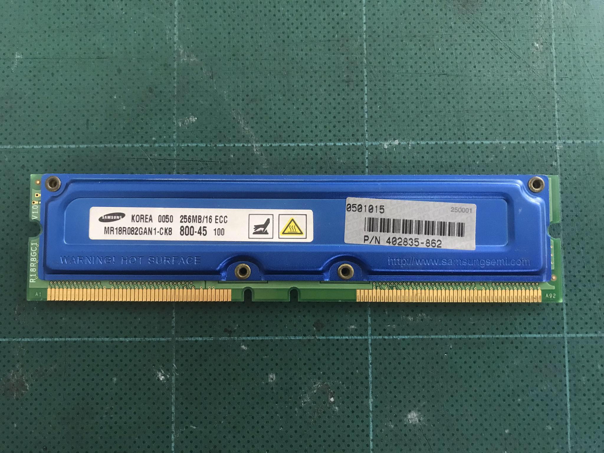 HP 256MB PC800 800MHz RDRAM 184-pin ECC RAM / 402835-862 / MR18R082GAN1-CK8 // (USED) สินค้ารับประกัน โดย บริษัท อะไหล่เซิร์ฟเวอร์ จำกัด