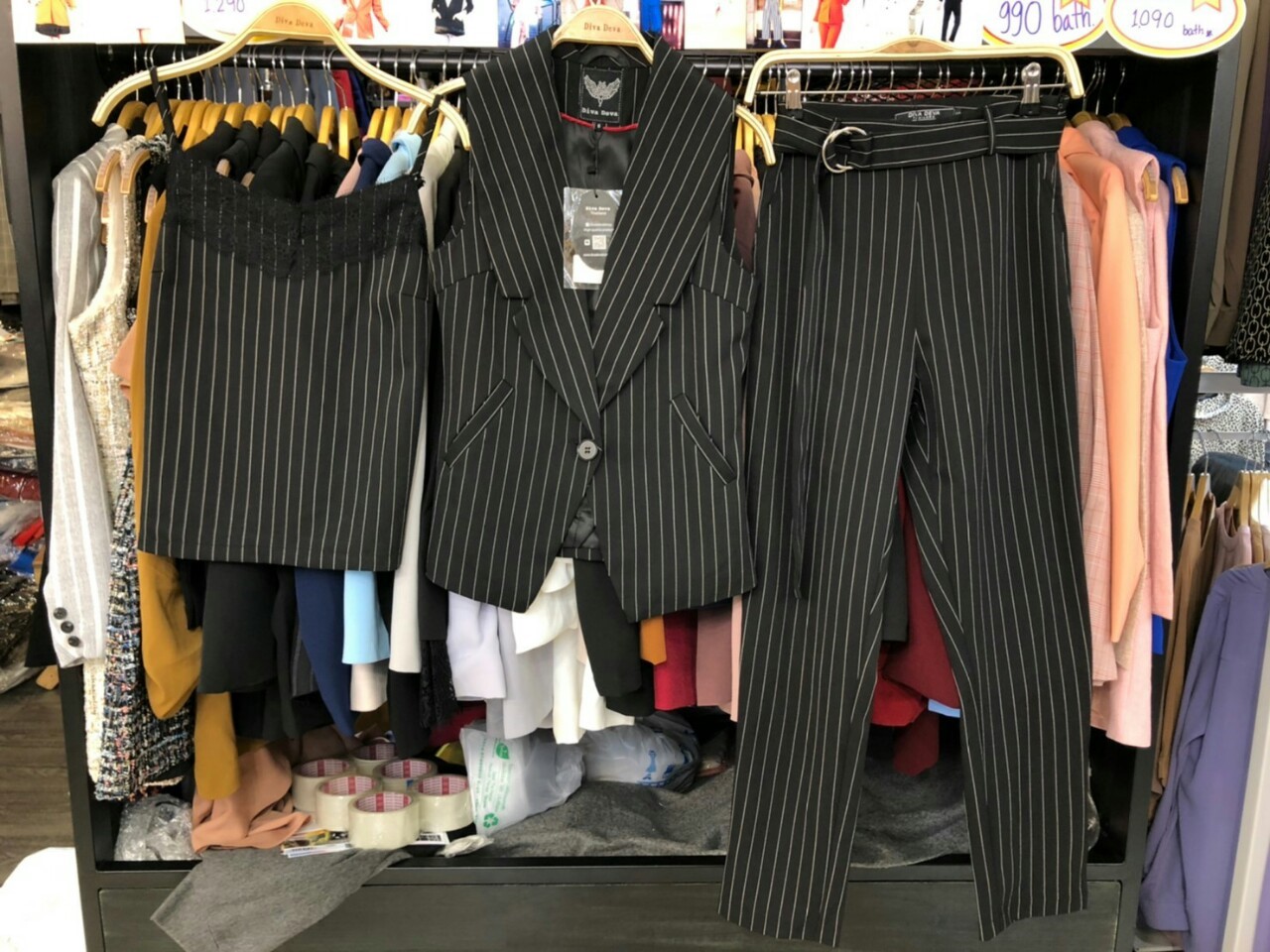 ชุดสูทผู้หญิงแขนกุดล เซ็ท3ชิ้น no.5230