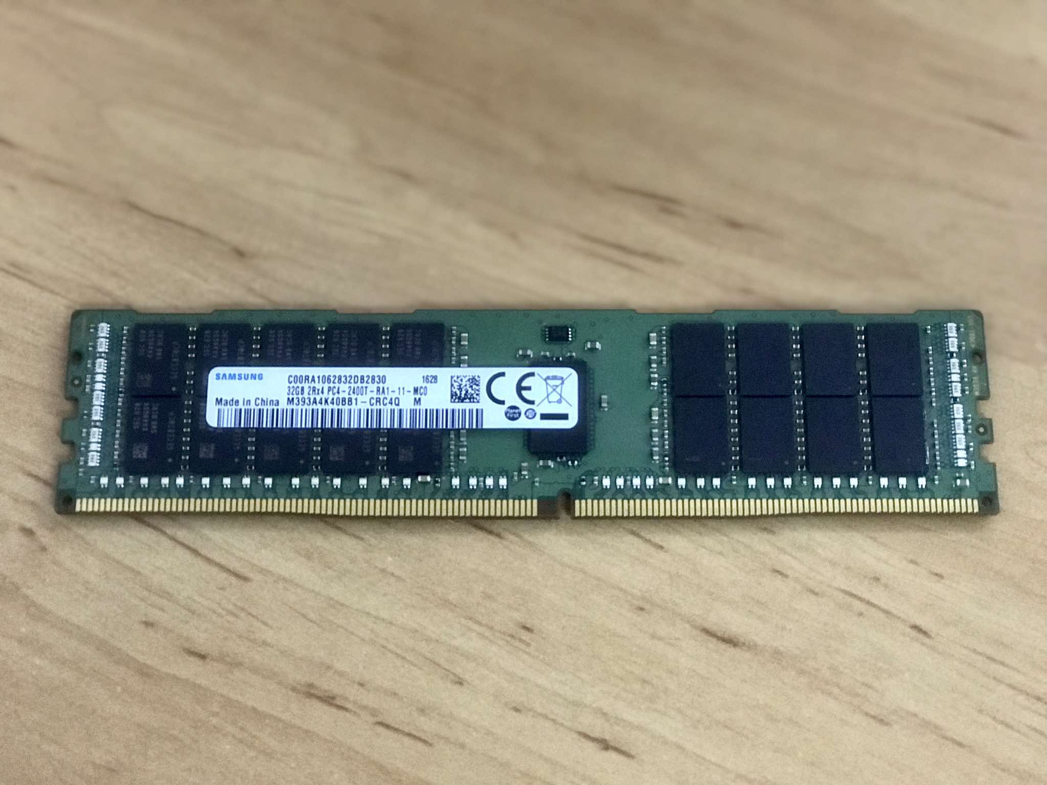 Samsung 32GB (2Rx4) PC4-2400T -R Server Memory Ram // M393A4K40BB1-CRC4Q (Used) // สินค้ารับประกัน โดย บริษัท อะไหล่เซิร์ฟเวอร์ จำกัด