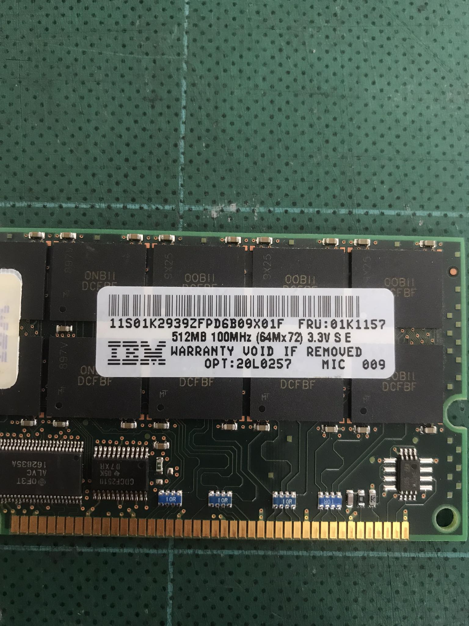 IBM 512MB 100MHz PC100 ECC Registered CL2 168-Pin RDIMM 3.3V Rank Memory Module / 01K1157 / MT36LSDF6472G-10EB1 // (USED) สินค้ารับประกัน โดย บริษัท อะไหล่เซิร์ฟเวอร์ จำกัด