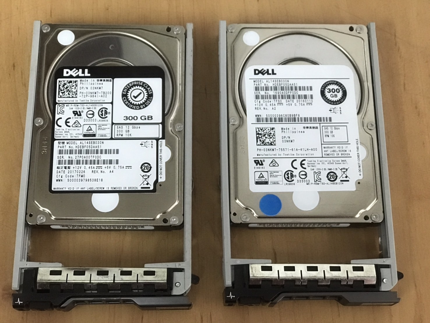 Dell 300GB 10K 12G SAS 2.5" HDD Hard Drive SFF // 03NKW7 / AL14SEB030N (Used) // สินค้ารับประกัน โดย บริษัท อะไหล่เซิร์ฟเวอร์ จำกัด