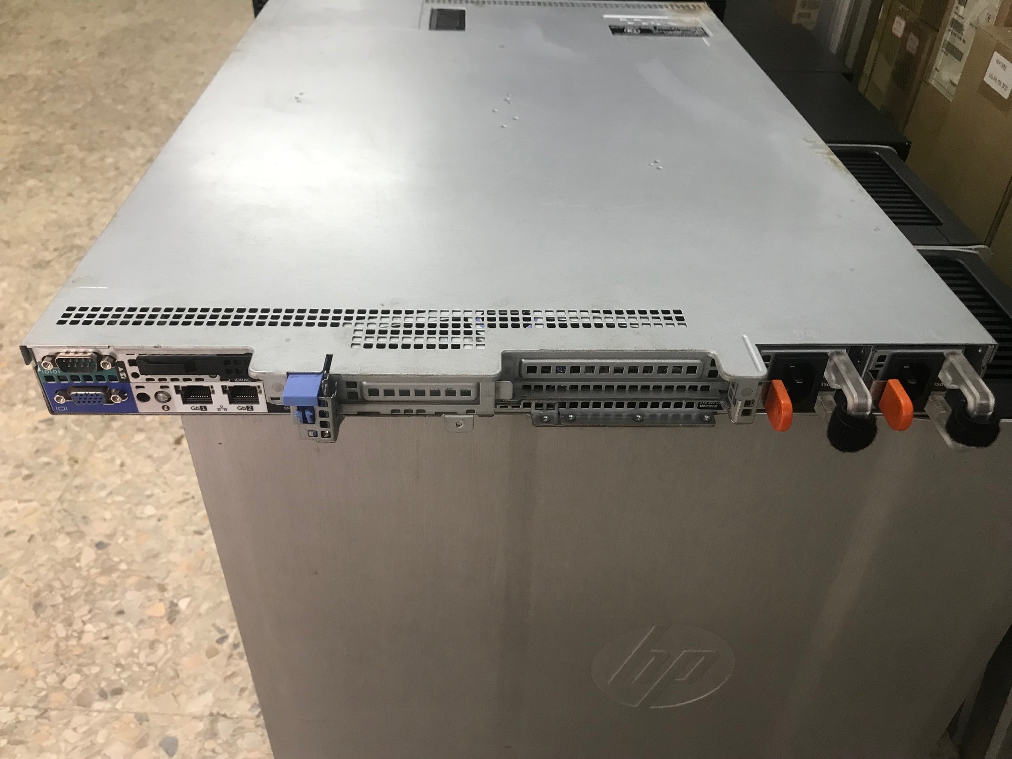 Dell R330 Server PowerEdge / CPU E3-1220 V6 3.0GHz / Ram 8GB / HDD 600GB 15K 6G SAS 3.5" x2 / Raid Perc H330 / Power Supply 350Wx2 (Used) สินค้ารับประกัน โดย บริษัท อะไหล่เซิร์ฟเวอร์ จำกัด