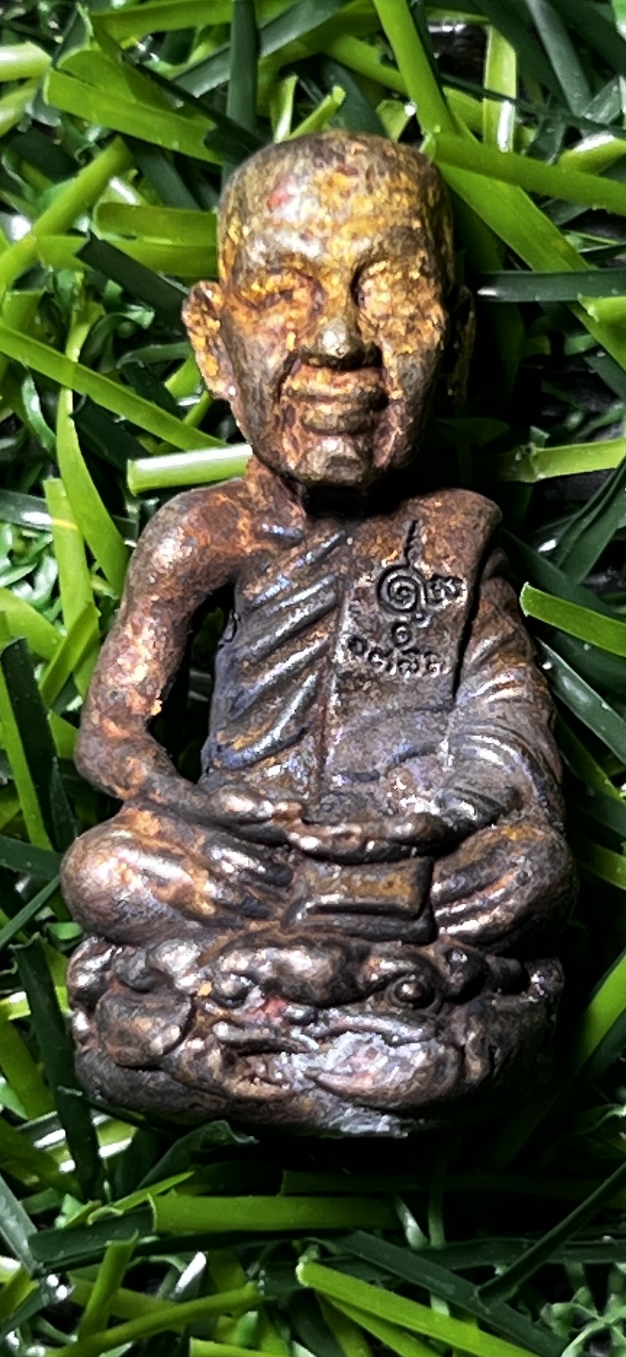 เบ้าทุบนั่งปู รุ่นแรก หลวงปู่นิ่ม โชติธัมโม วัดพุทธมงคล สุพรรณบุรี