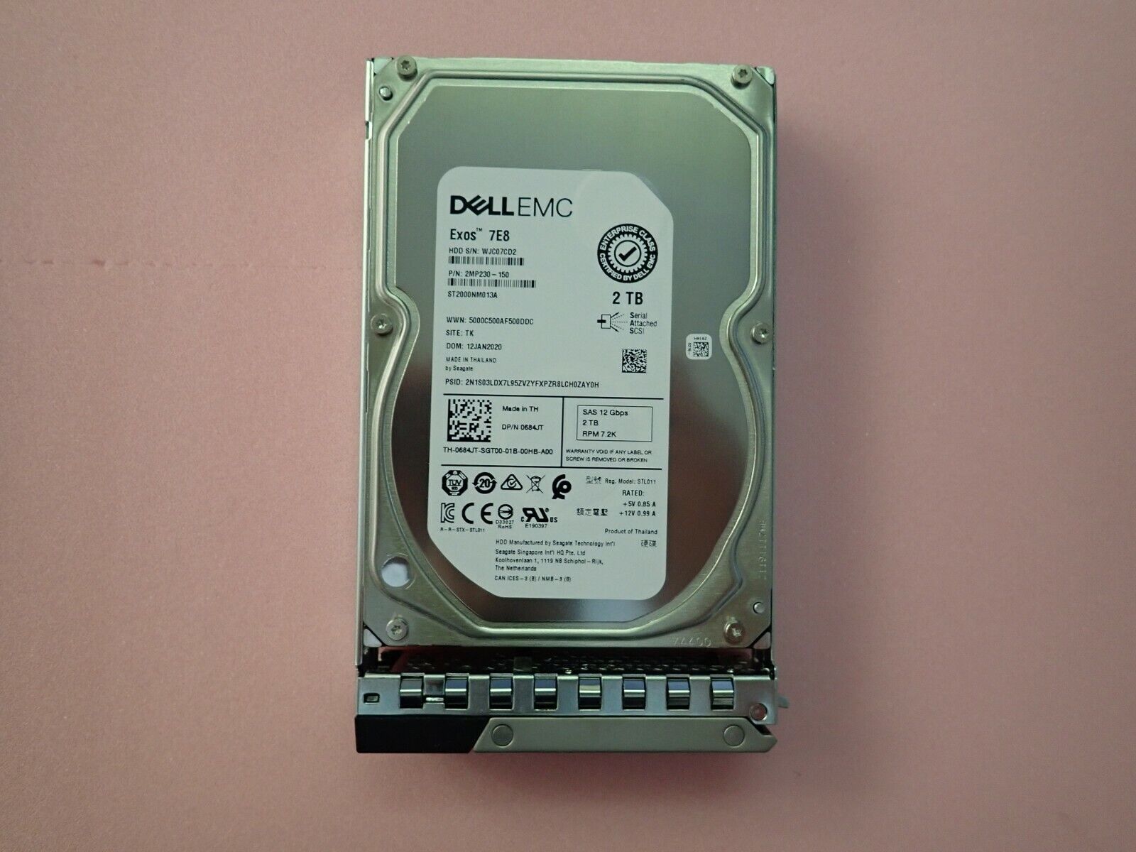 Dell 2TB 7.2K 12Gbps SAS 3.5'' Server Hard Drive In Caddy // 684JT 0684JT (ST2000NM013A) (Used) // สินค้ารับประกัน โดย บริษัท อะไหล่เซิร์ฟเวอร์ จำกัด