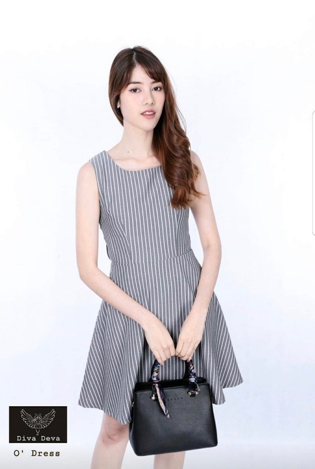 เดรสแขนกุดทรงเข้ารูปO Dress(S-XL) #2002