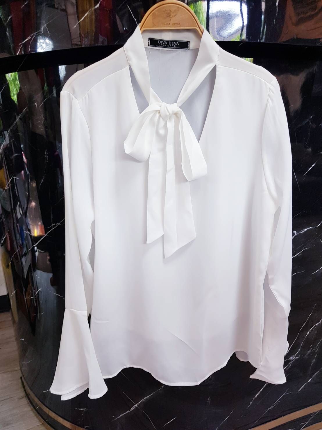 9001 Kim Shirt แขนระบาย ขาว/ม่วง/ชมพู (FreeSize)