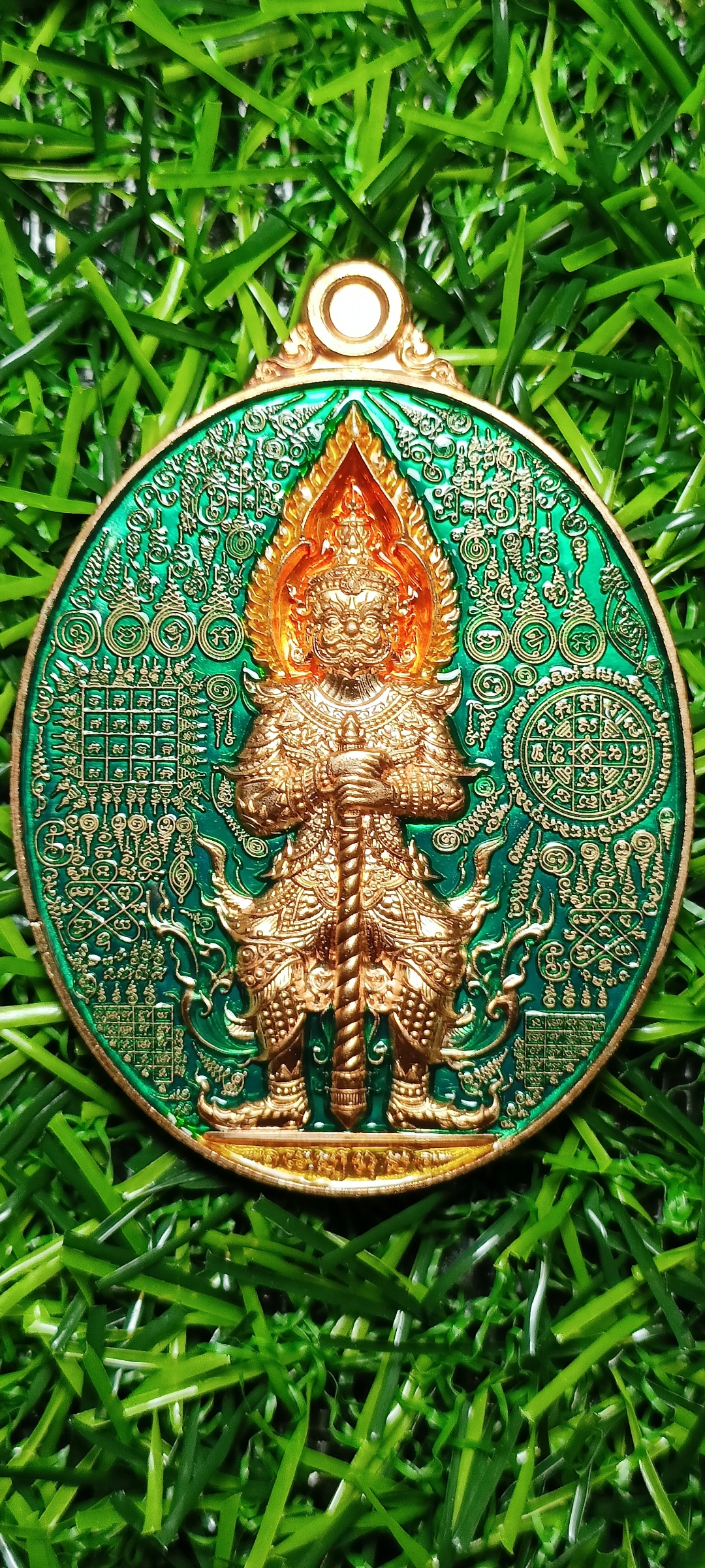 เหรียญท้าวเวสสุวรรณ มหาเทพมหายันต์หมื่นล้าน รุ่น เศรษฐีรวยทันที หลวงพ่อพัฒน์ ปุญญกาโม วัดห้วยด้วน นครสวรรค์ เนื้อทองแดง ลงยาสีเขียว