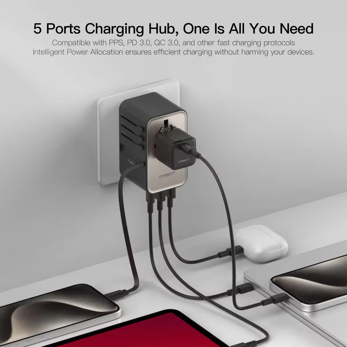 C22 TRAVEL ADAPTER WITH RETRACTABLE CABLE