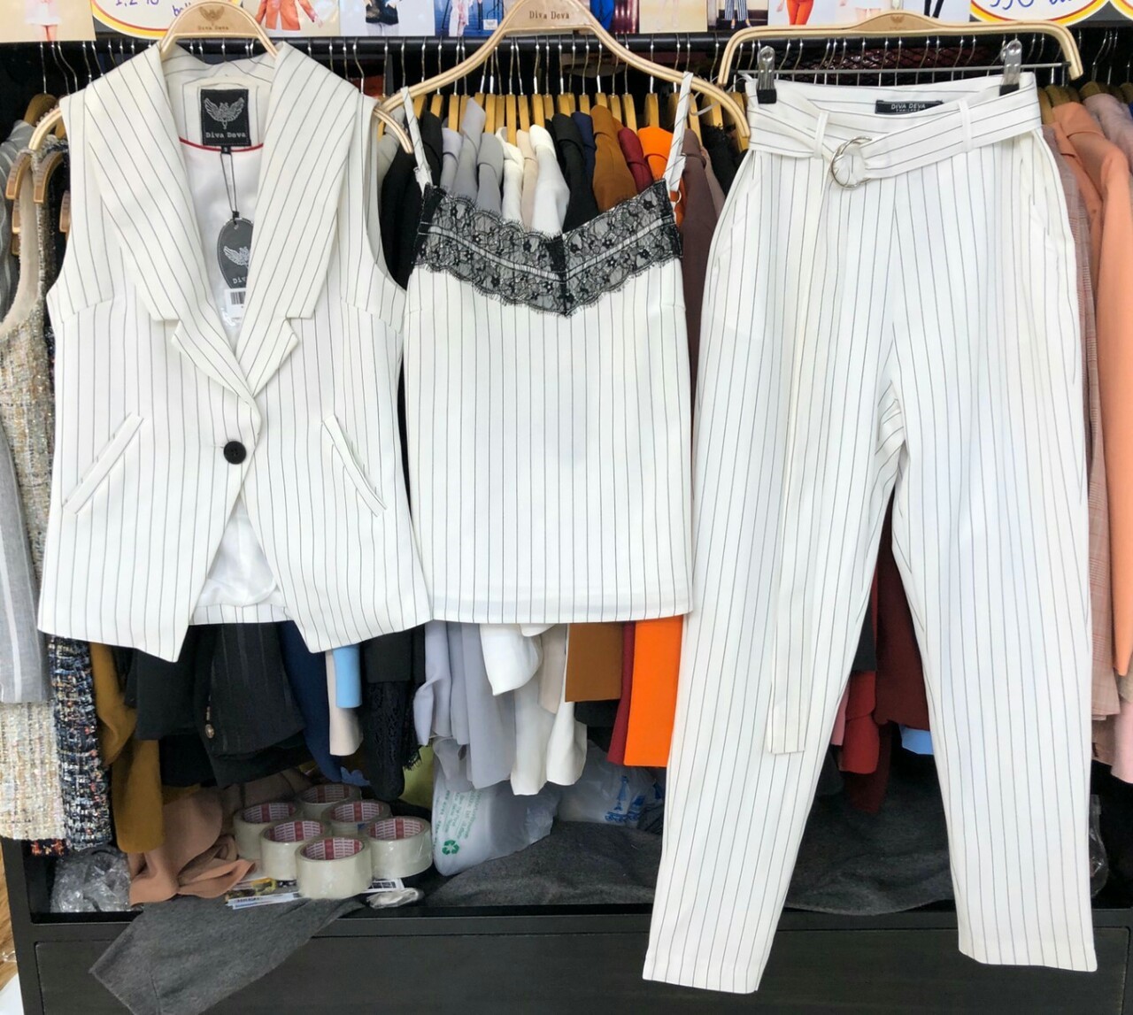 ชุดสูทผู้หญิงแขนกุดล เซ็ท3ชิ้น no.5230