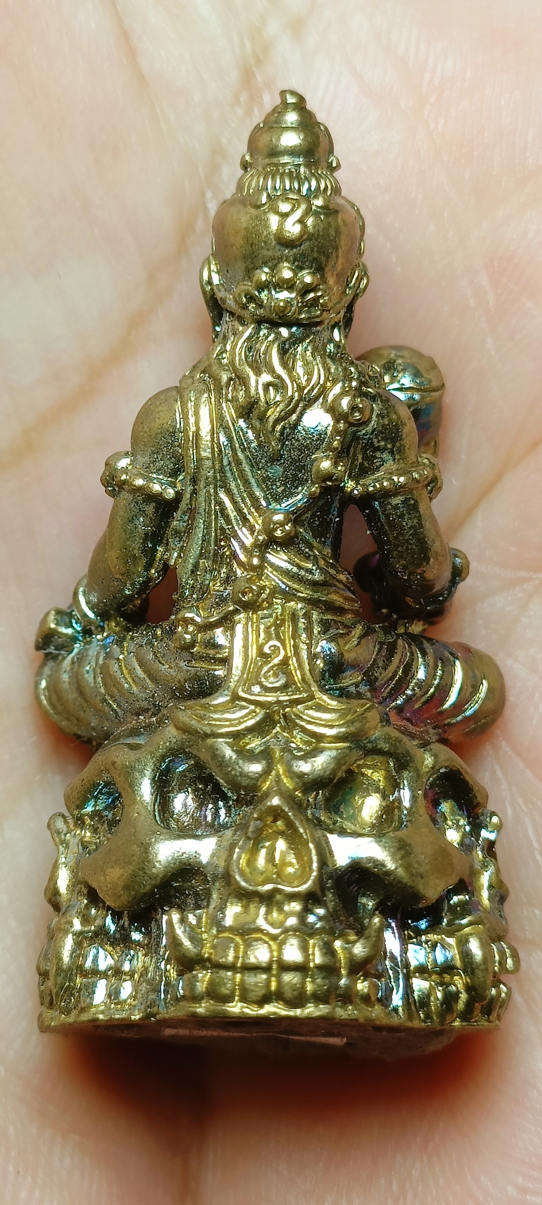 ท้าวพญายม หลวงพ่อลุน วัดโพนแพง สูง 3.9 ซม. กว้าง 2 ซม.