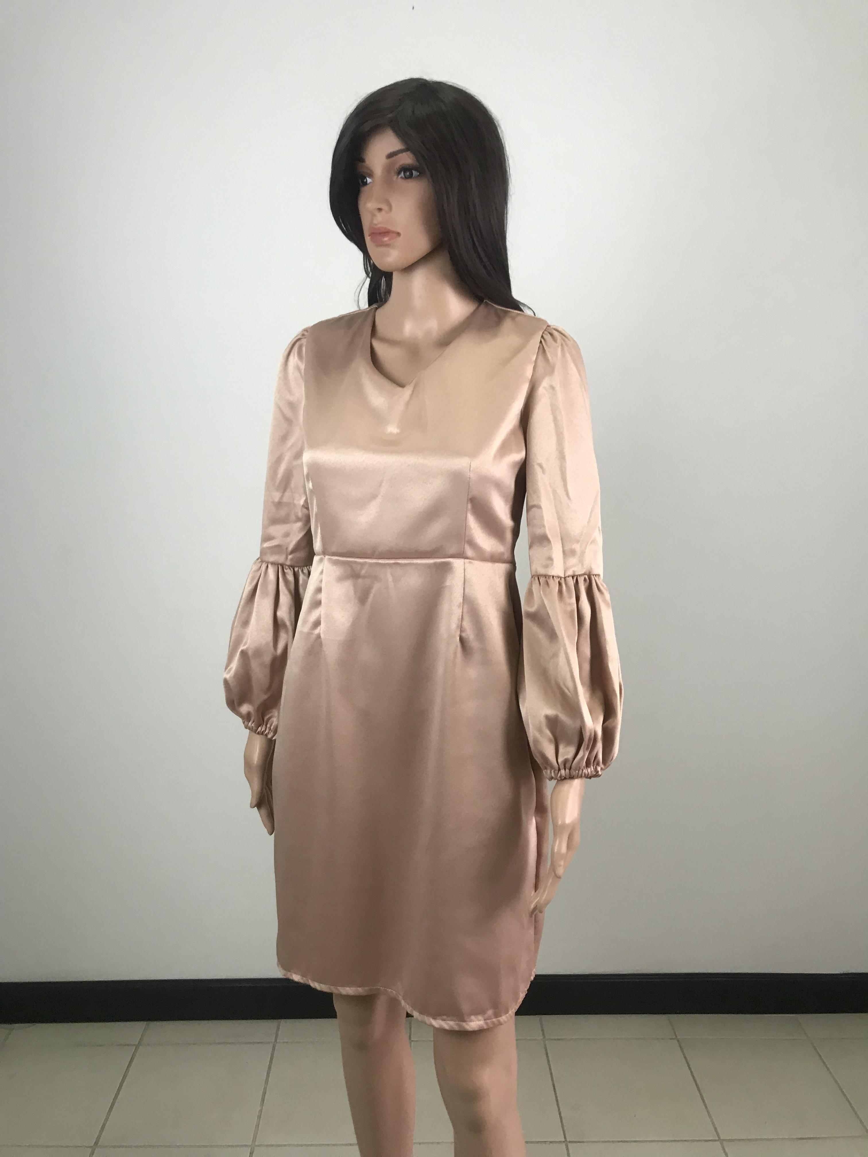 เดรสสั้น คอวี แขนบอลลูน เดรสทรงตรง แฟชั่น เดรสเข้ารูป สาวเกาหลี ลำลอง ออกงาน