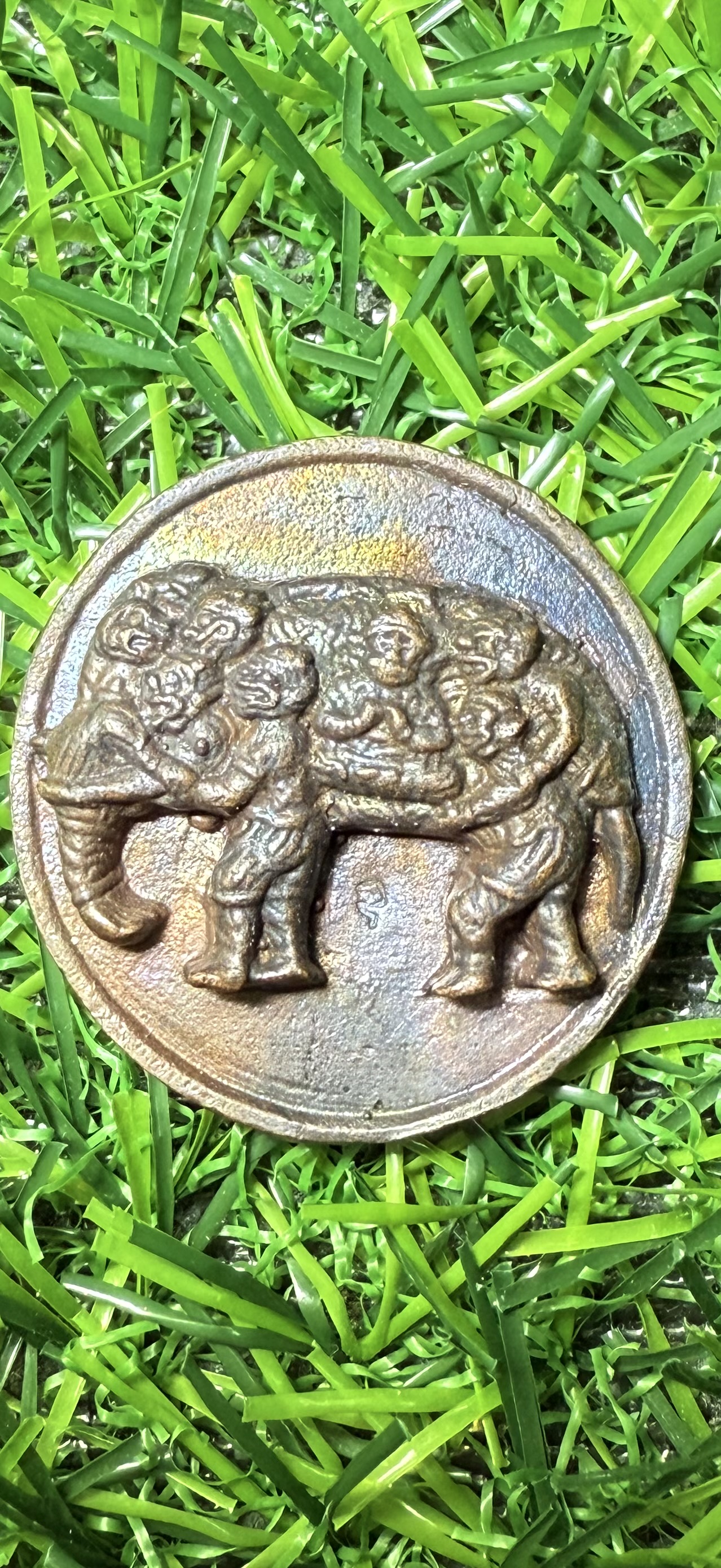 เหรียญหล่อโบราณหนุมานช้างสาร(หนุมานประสานกาย) หลวงพ่อเพี้ยน วัดเกริ่นกฐิน ที่ระลึกสร้างศาลาพระอรหันต์