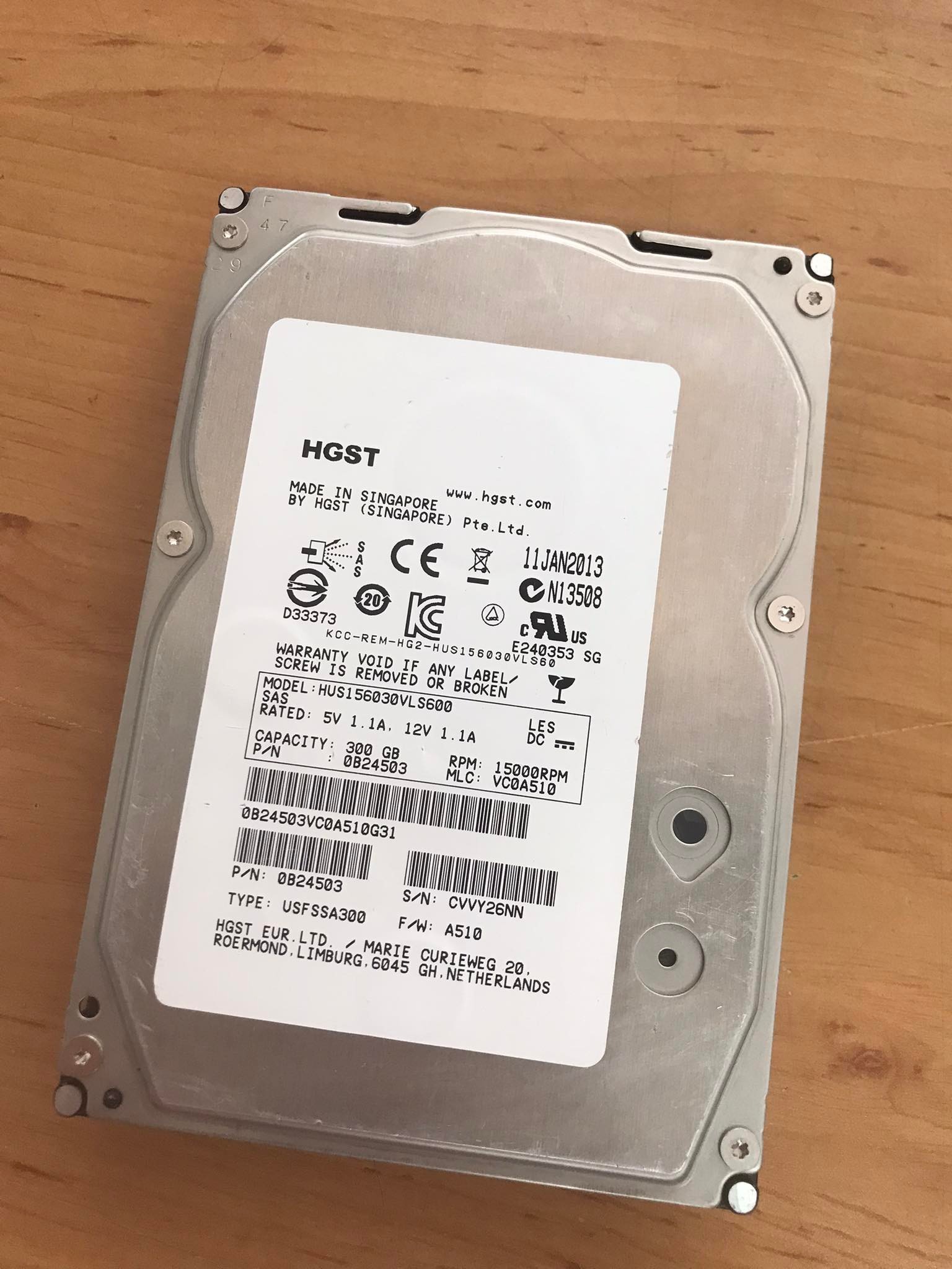 HGST 300G 3.5'' 6G 15K SAS HDD A510 // 0B24503 / HUS156030VLS600 (Used) // สินค้ารับประกัน โดย บริษัท อะไหล่เซิร์ฟเวอร์ จำกัด