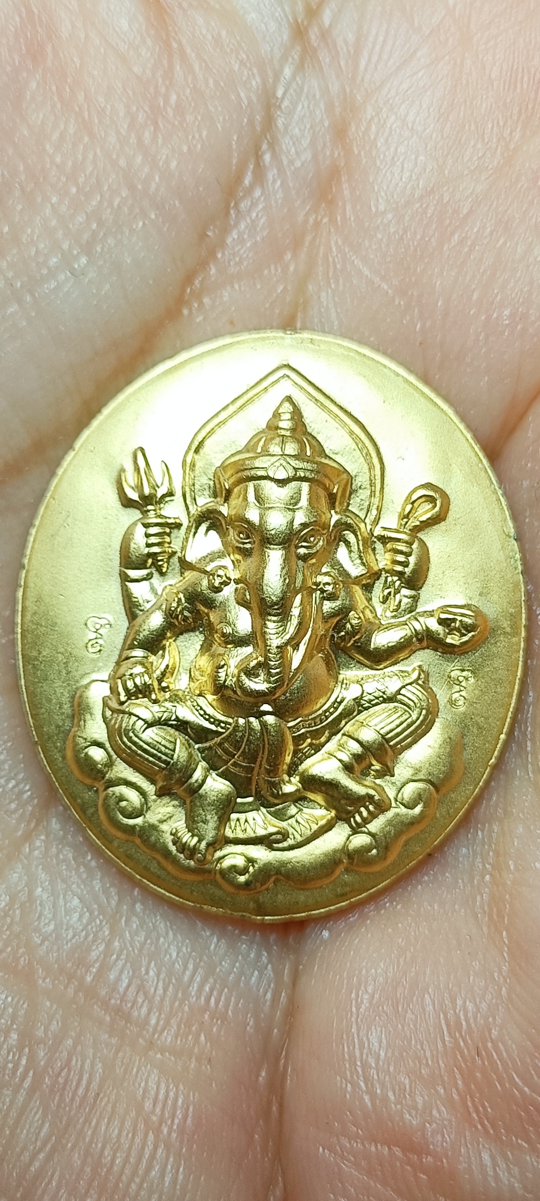 เหรียญพระพิฆเณศ หลังพ่อแก่ หลวงพ่อพูล วัดไผ่ล้อม จ.นครปฐม ปี2544