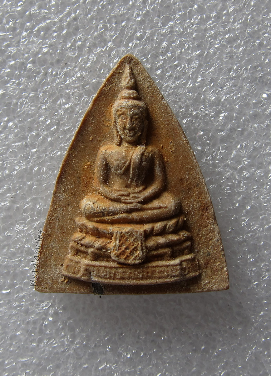 พระประธานกลีบบัวใหญ่ หลวงปู่โต๊ะ