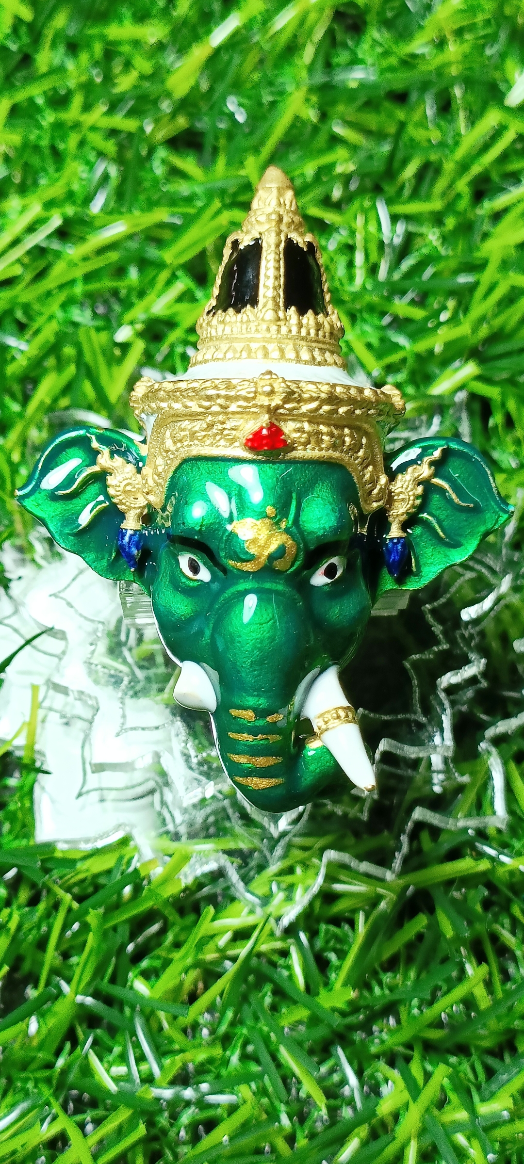 เศียรพระพิฆเณศประทานพร หลวงพ่อพัฒน์ วัดห้วยด้วน ปี 2565 เนื้อกะไหล่ทองลงยาเขียว หมายเลข๑๕๖