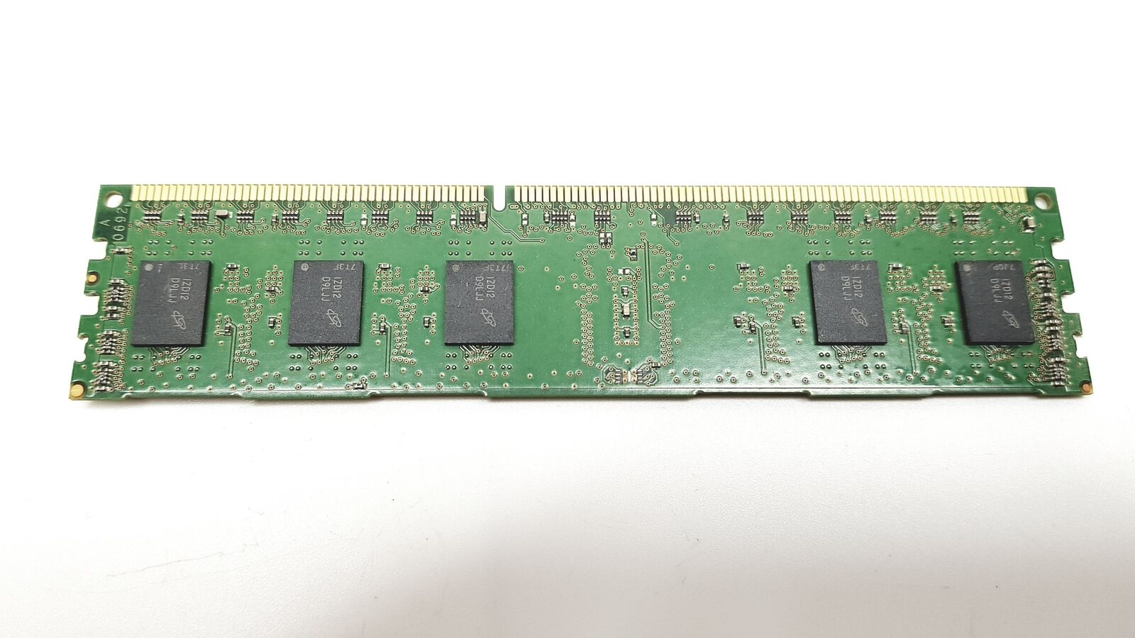 Micron 2GB 1RX8 PC3L-10600R DDR3 1333MHz Server Memory / MT9KSF25672PZ-1G4D1BB (Used) // สินค้ารับประกัน โดย บริษัท อะไหล่เซิร์ฟเวอร์ จำกัด