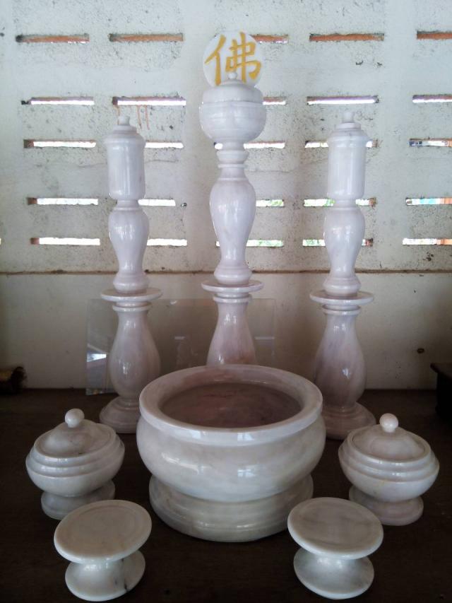 ตะเกียงใต้หวันหินอ่อน,พุทธประทีปหินอ่อน,ขนาดกลาง