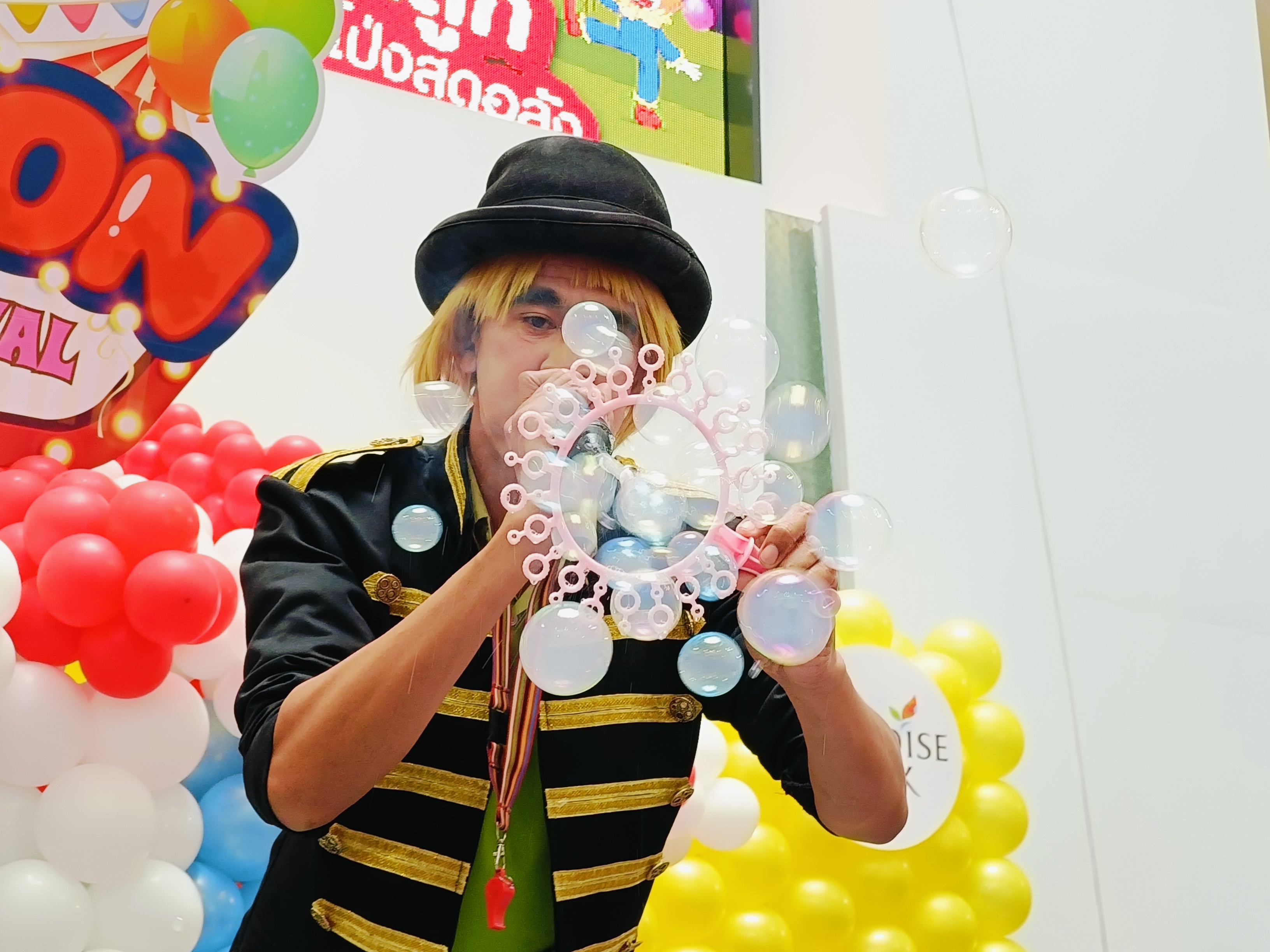 บับเบิลโชว์ Bubbles Show