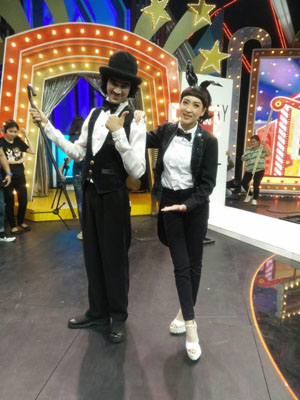 ชาลีแชปลิ้นโชว์ Chales Show