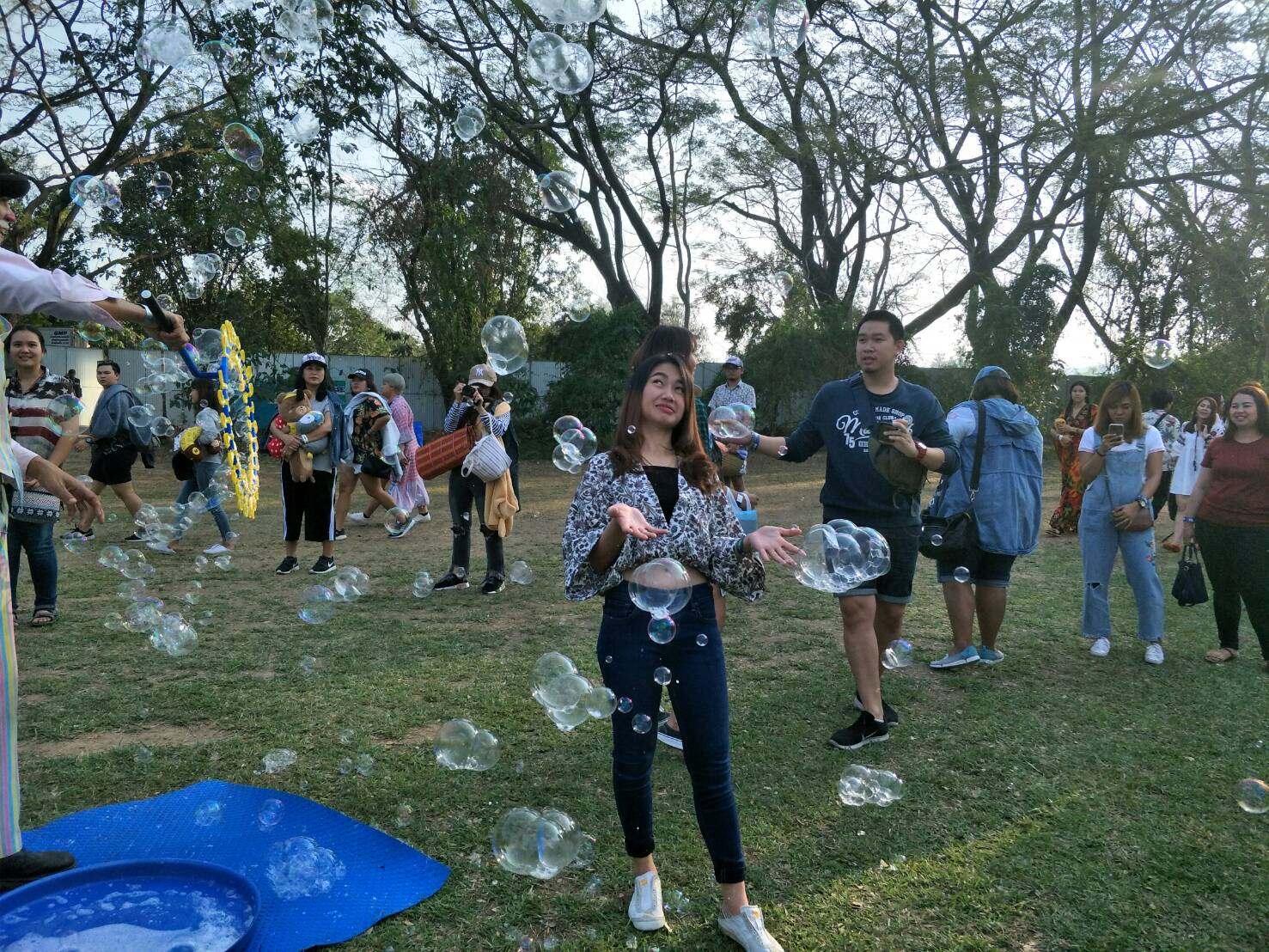 บับเบิลโชว์ Bubbles Show