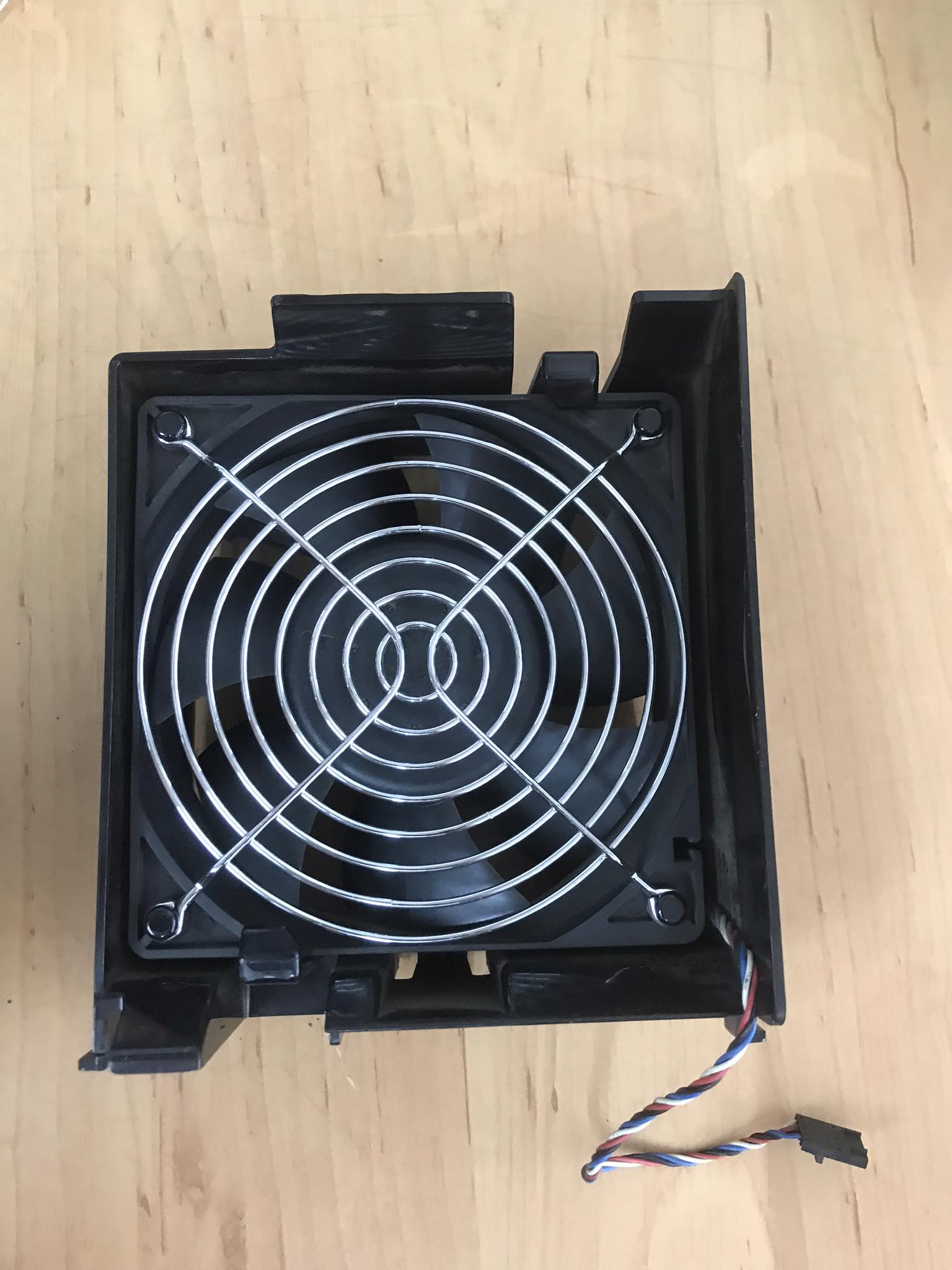 Nidec BETAV TA450DC B35502-35 12V DC1.40A Dell D8794 Fan Case 0P8192 L-P AFC1212DE (Used) // สินค้ารับประกัน โดย บริษัท อะไหล่เซิร์ฟเวอร์ จำกัด