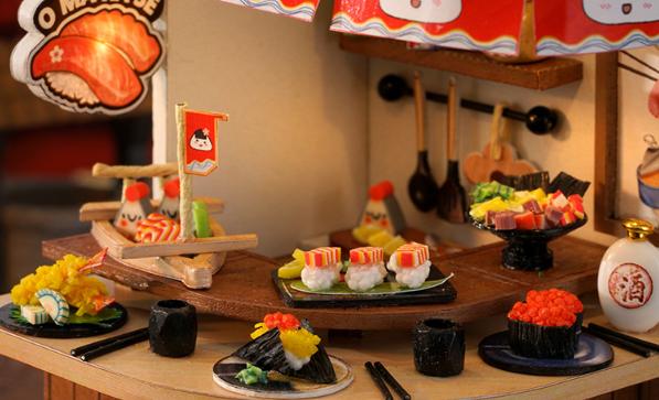 REVOLVING FOOD HOUSE