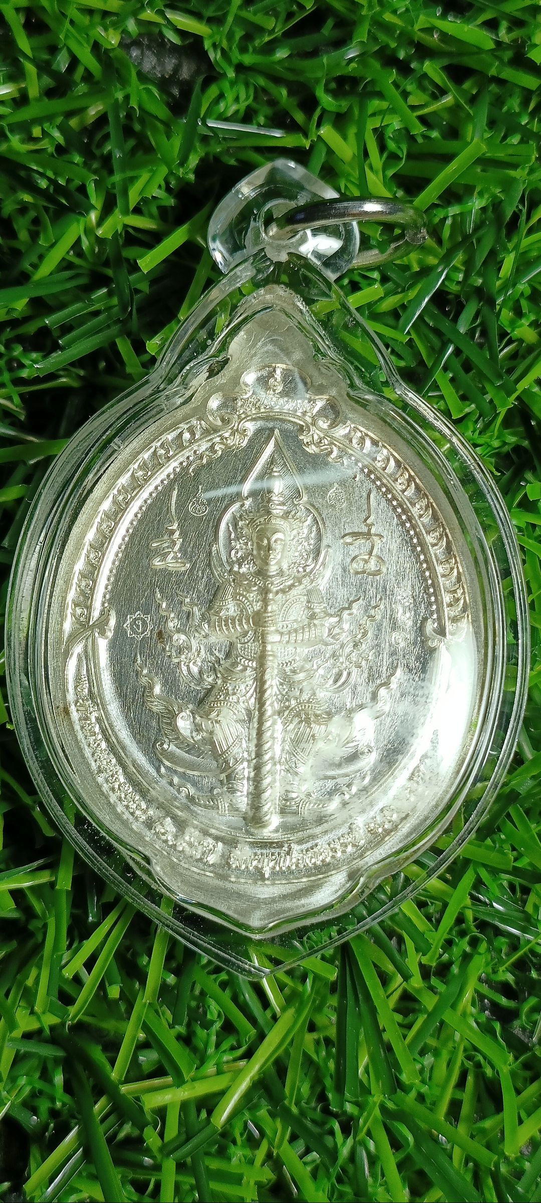 เหรียญท้าวเวสสุวรรณ รุ่นเหนือดวง พลิกดวง วัดพุทไธศวรรย์ พ.ศ. 2565 เนื้อเงินลงยาเขียว เลข๑๔๗