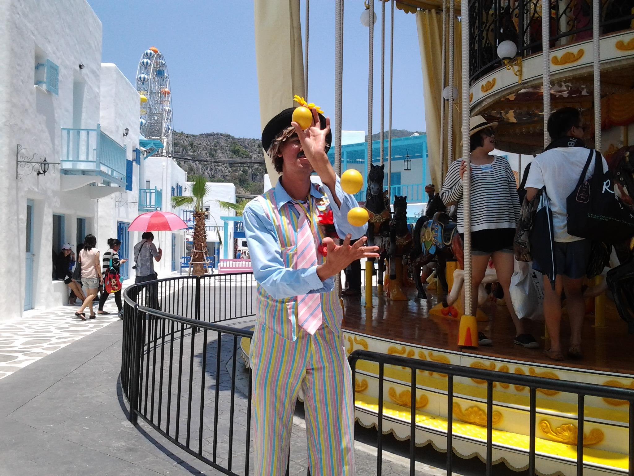 จักกลิ้ง Juggling Show