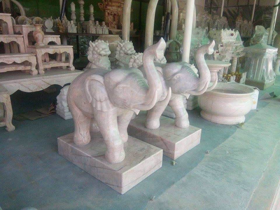 ช้างแกะสลักหินอ่อน