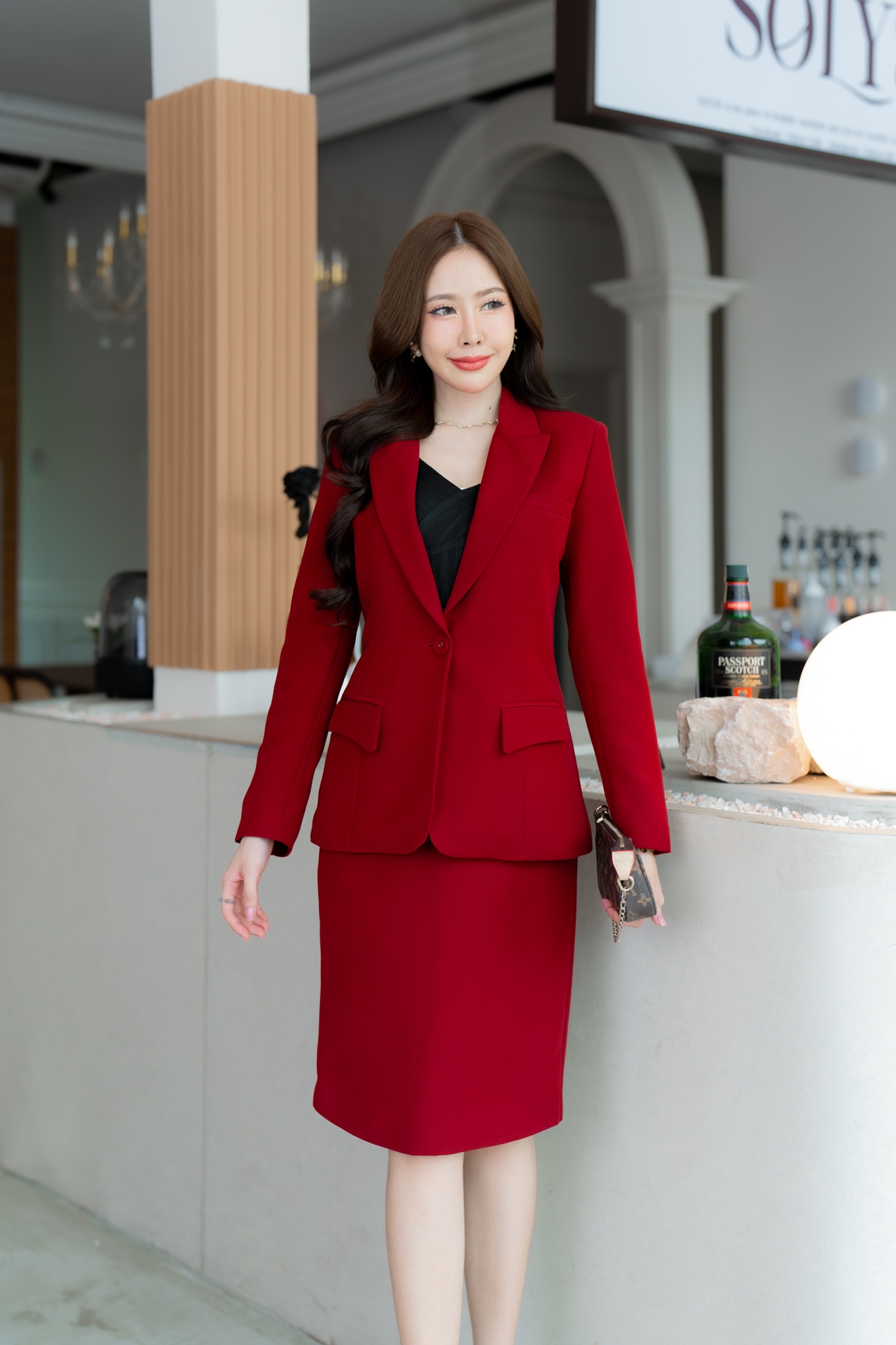 เสื้อสูทผู้หญิงเข้ารูป No.2426 ใส่คู่กับกระโปรง No.2426-1 (S-6XL)