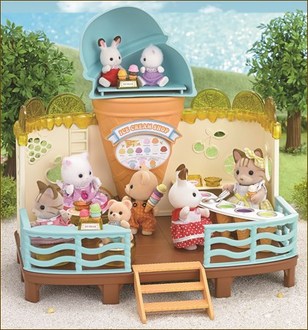 ซิลวาเนียน ร้านไอศครีมริมทะเล Sylvanian Families Seaside Ice Cream Shop