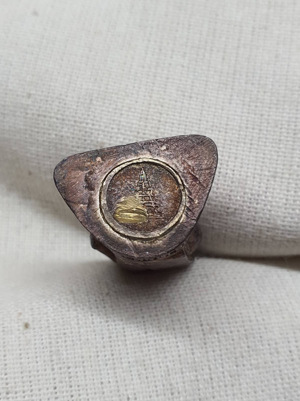 รูปหล่อหลวงปู่คำพันธ์ โฆสปัญโญ รุ่นอุดมมงคล เนื้อเงิน ปี ๒๕๓๖