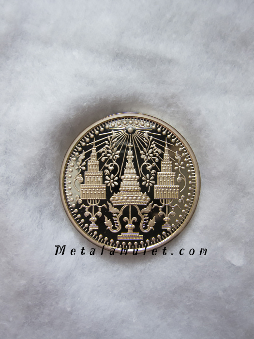 เหรียญพระแก้ว 3 ฤดู เนื้อเงิน 4ซม.