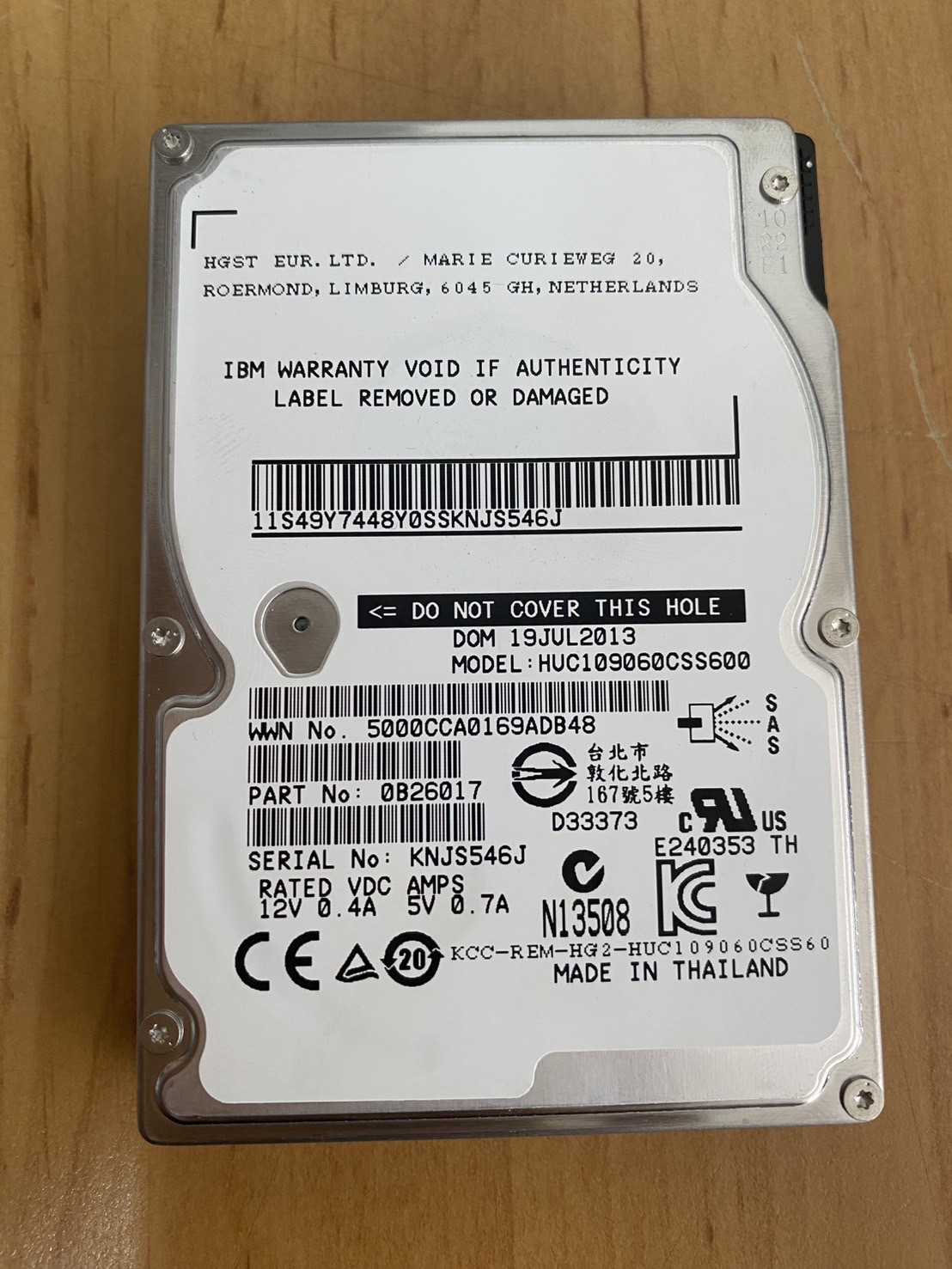 IBM 600GB 10K 6G SAS 2.5" 64MB RPM HDD Hard Drive // 0B26017 / HUC109060CSS600 / 49Y7448 (Used) // สินค้ารับประกัน โดย บริษัท อะไหล่เซิร์ฟเวอร์ จำกัด