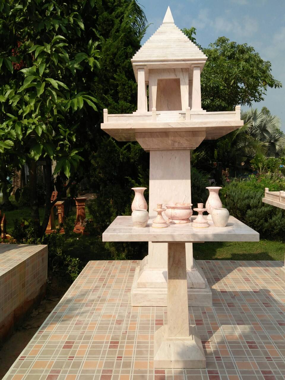 ศาลพระภูมิ โมเดิร์น หินอ่อน