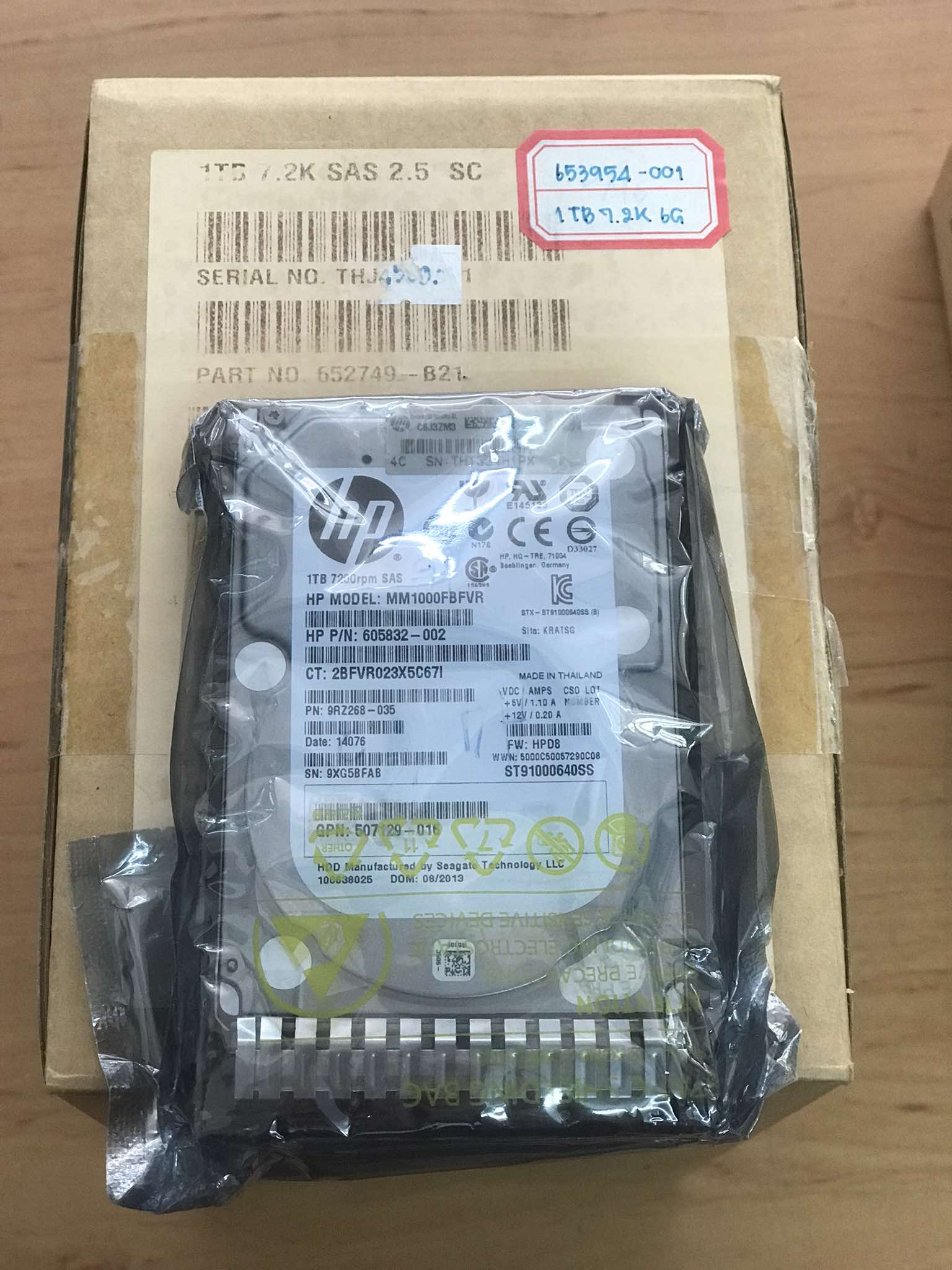 (New inbox ) HP 1TB 7.2K SAS 6G 2.5" SFF SC MDL G8 Hard Drive W/ Caddy // 652749-B21, Tray 653954-001, 605832-002, ST91000640SS // สินค้ารับประกัน โดย บริษัท อะไหล่เซิร์ฟเวอร์ จำกัด