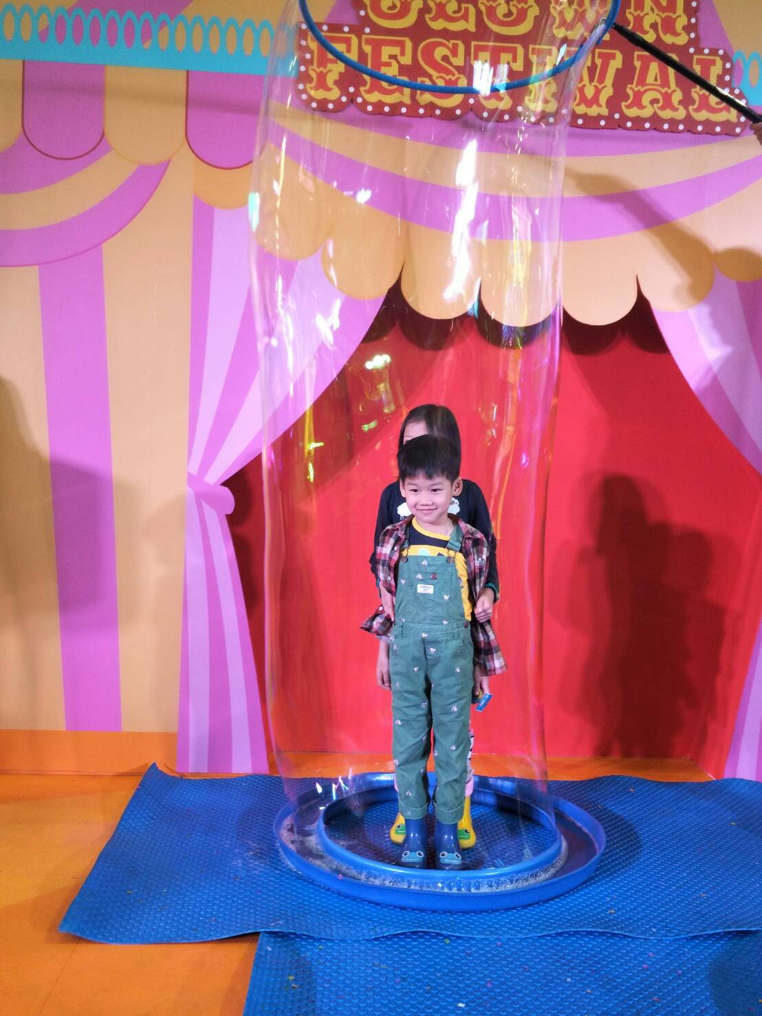 บับเบิลโชว์ Bubbles Show