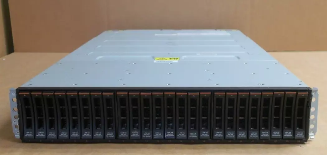 IBM Storwize V7000 G2 (2076-524) / HDD 600GB 15K SAS 12G 2.5''x24 / PowerSupply 1200Watt x2 / Node Canister Controller x 2 (Used) // สินค้ารับประกัน โดย บริษัท อะไหล่เซิร์ฟเวอร์ จำกัด