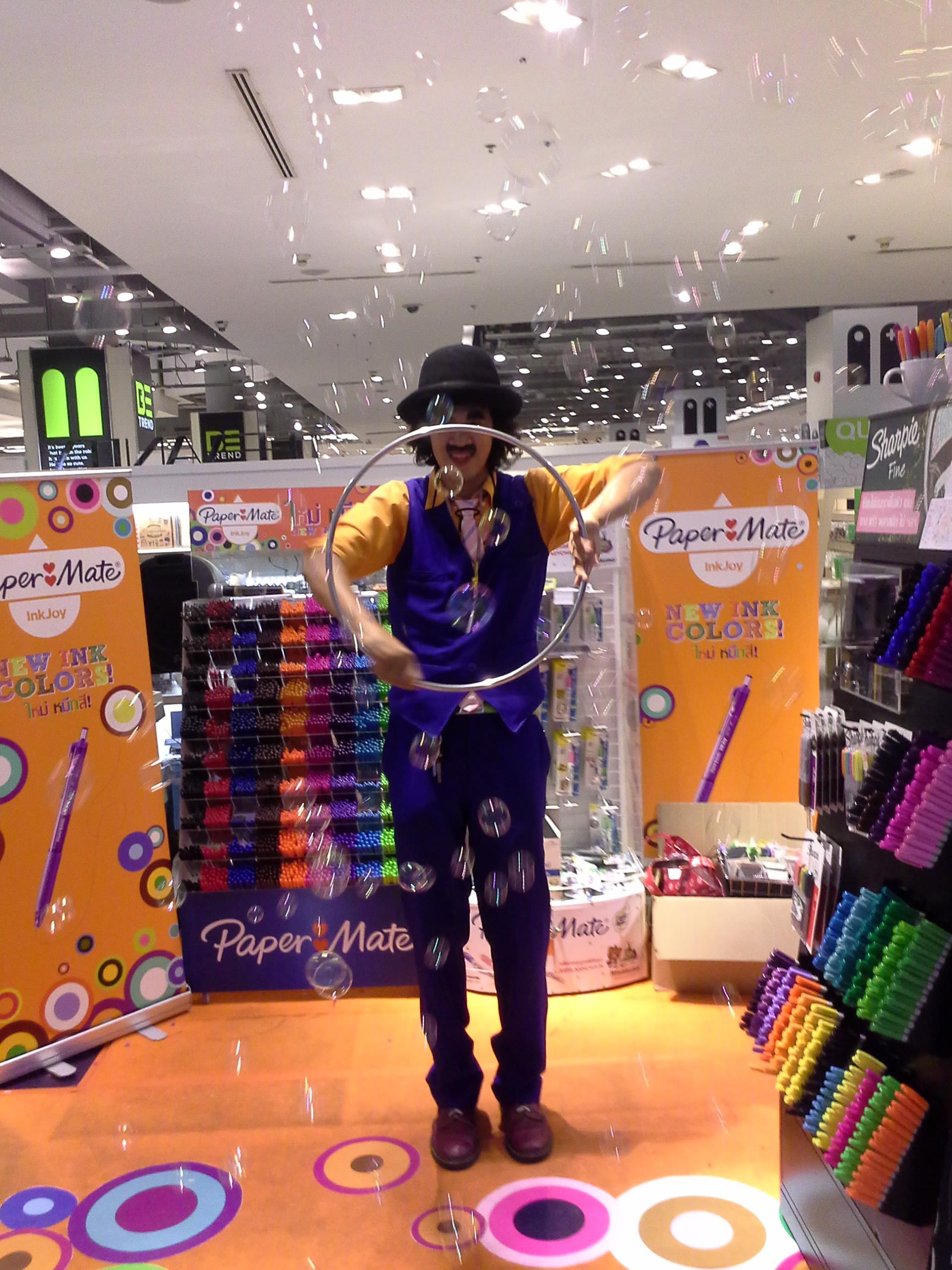 จักกลิ้ง Juggling Show