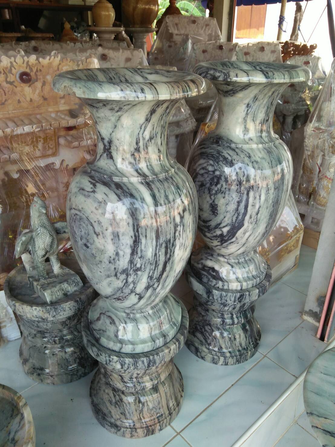 แจกันหินอ่อนสีเขียวขนาด 60เซนติเมตร