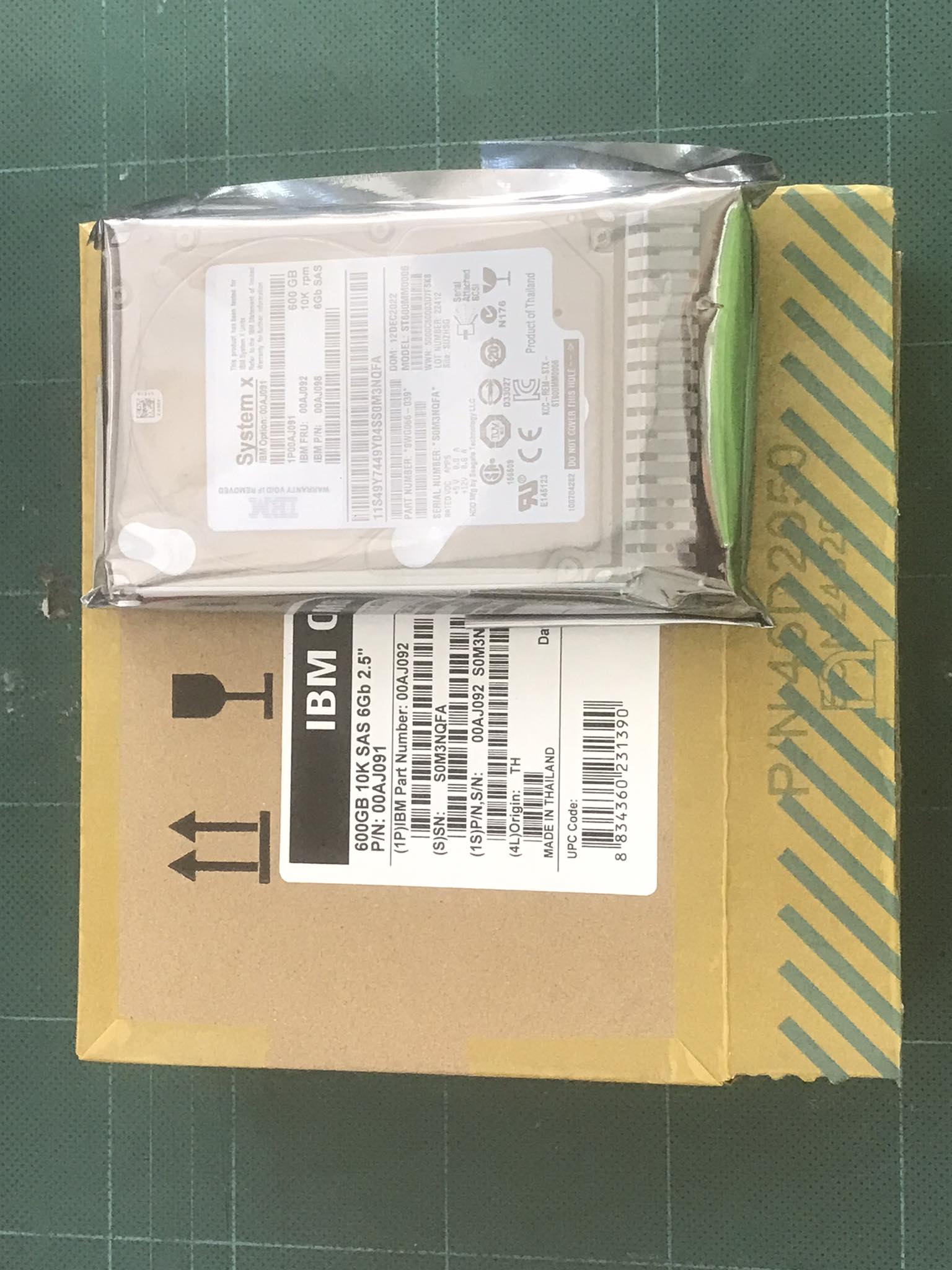 (New Inbox) IBM 600GB 10K 6Gbps 2.5in SAS HDD // 00AJ092 / 00AJ095 / 00AJ091 / ST600MM0006 / 9WG066-039 // สินค้ารับประกัน โดย บริษัท อะไหล่เซิร์ฟเวอร์ จำกัด