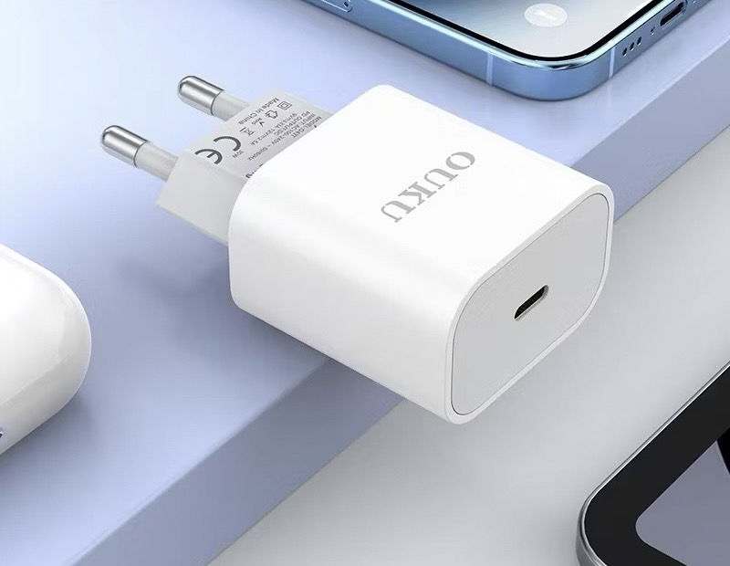 Q43T PD30W FAST CHARGER (MICRO)