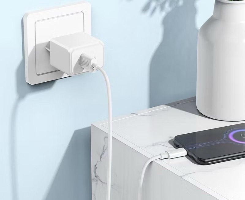 NT5 SUPERIOR SINGLE-PORT QC3.0 CHARGER SET (TYPE-C)