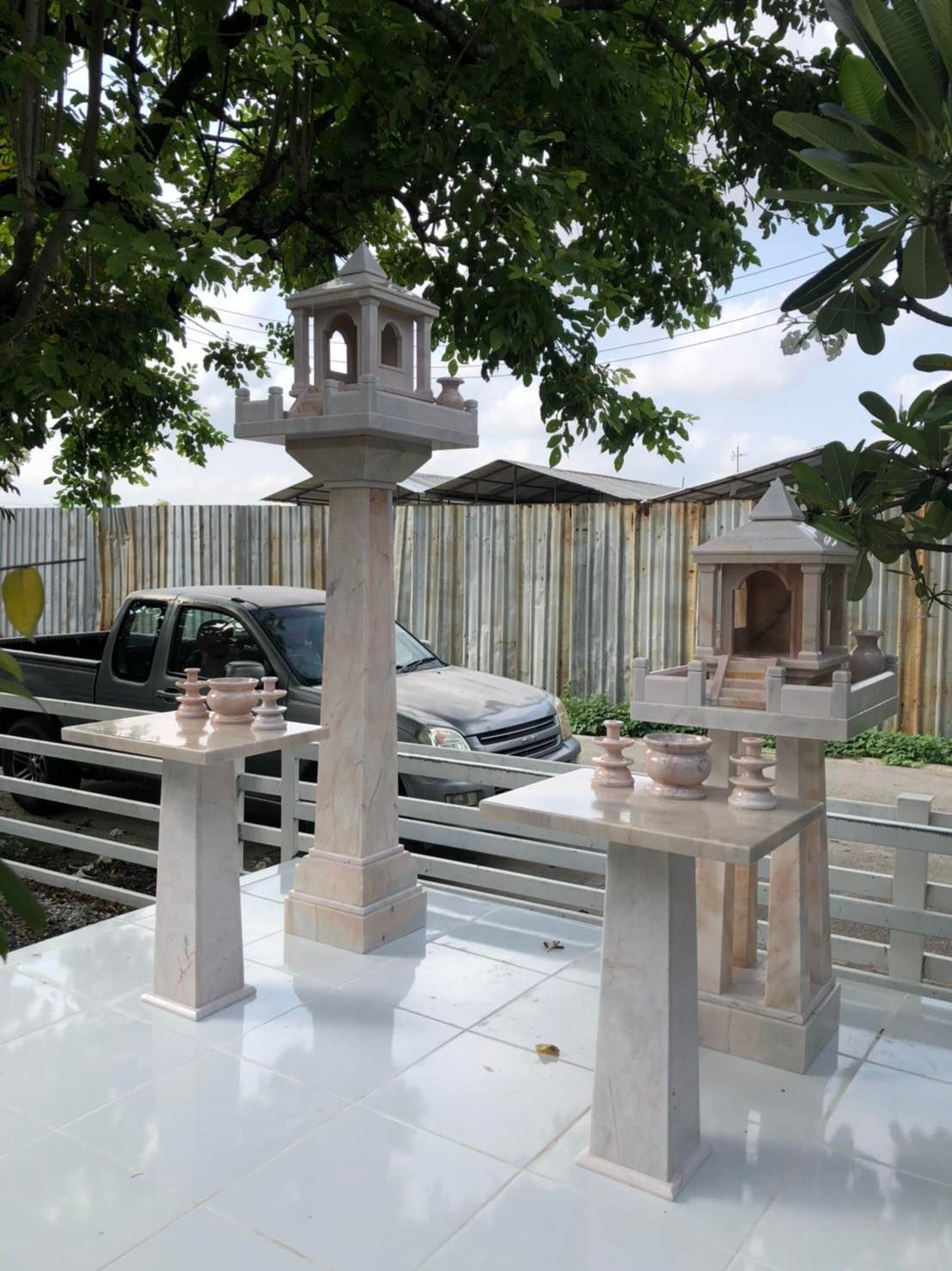 ศาลพระภูมิโมเดิร์นหินอ่อน