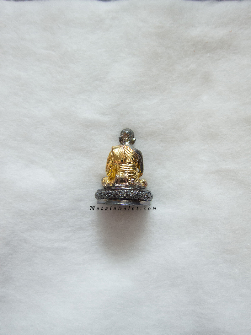 รูปหล่อหลวงพ่อคูณ รุ่นกูให้รวย คู่เงิน-คู่ทอง ปี 36